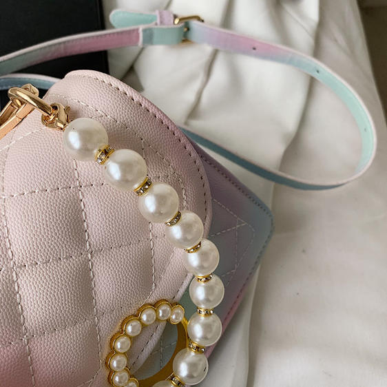 Cotton Candy Gradient Color Fashionable Handbag