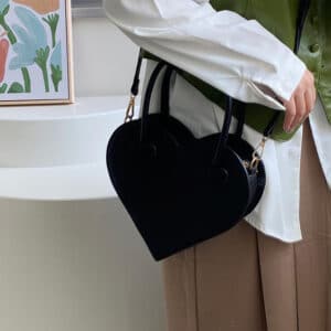 Elegant Black Heart-Shaped Women's Shoulder Bag