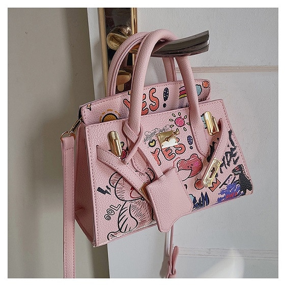 Lovely Graffiti Doodle Design Pink Shoulder Bag