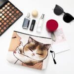 Adorable Cat Resisting Kiss Girly Makeup Bag