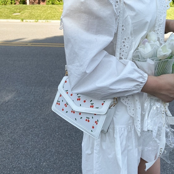 Adorable Red Cherries Pattern Ladies Shoulder Bag
