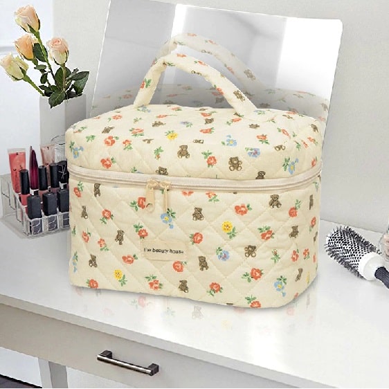 Charming Quilted Makeup Bag Bears & Flowers