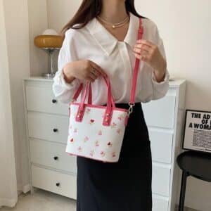 Cute Heart Flower Pattern White Women's Shoulder Bag